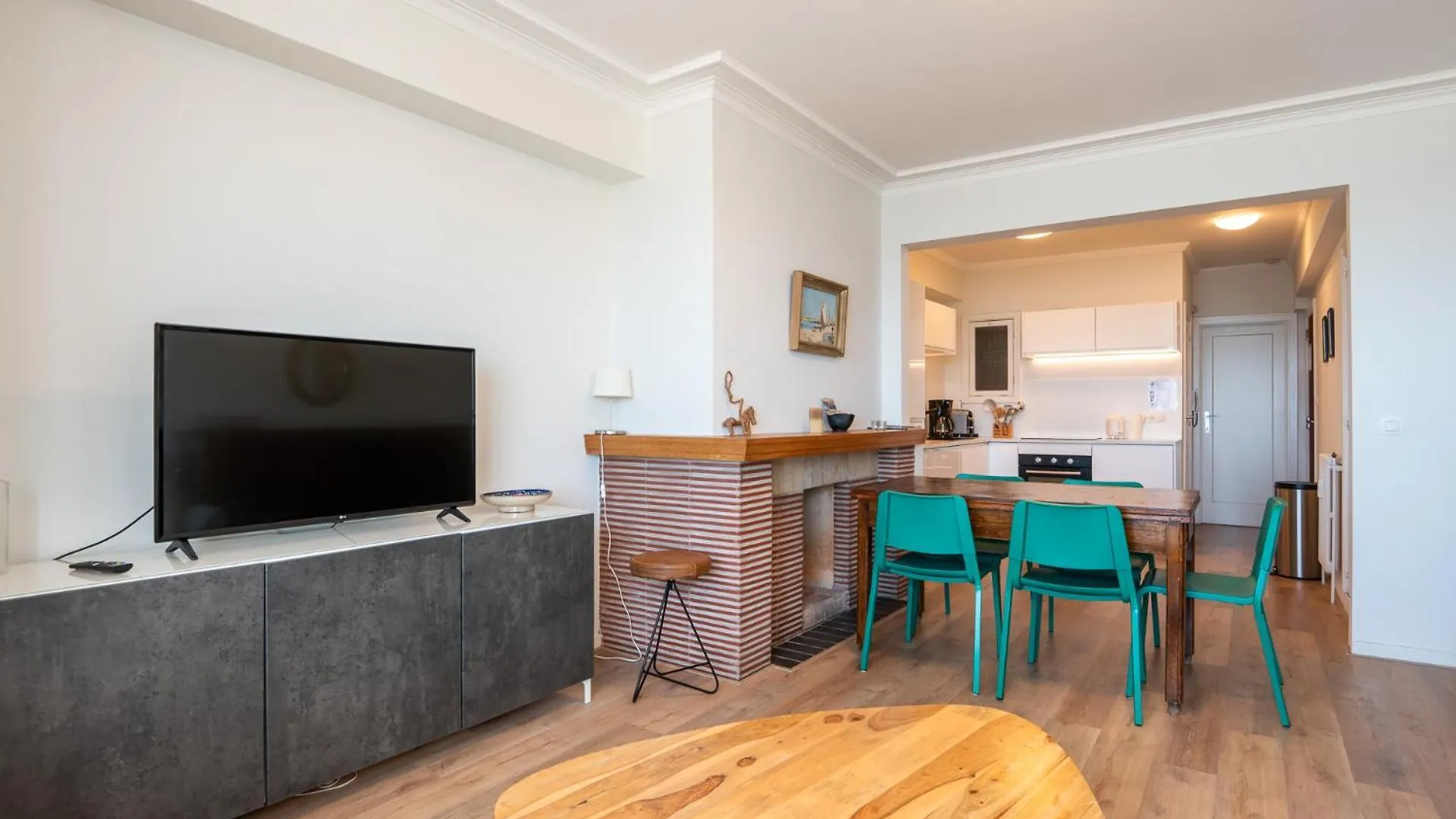 Charming Apartement With Sea View For 6 オステンド ベルギー